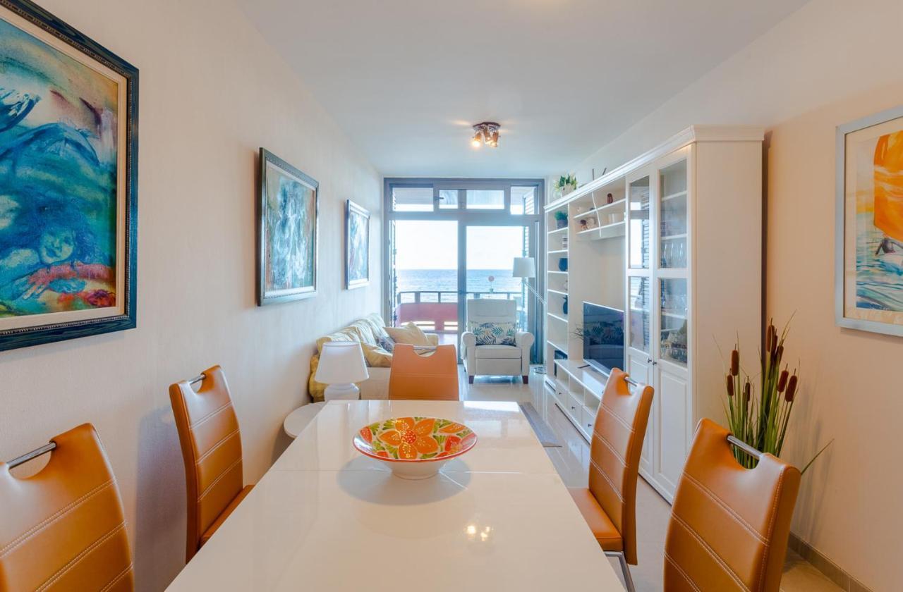 Front Line Beach With Fantastic Terrace. تيلدي المظهر الخارجي الصورة