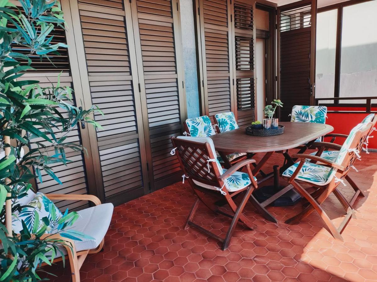 Front Line Beach With Fantastic Terrace. تيلدي المظهر الخارجي الصورة