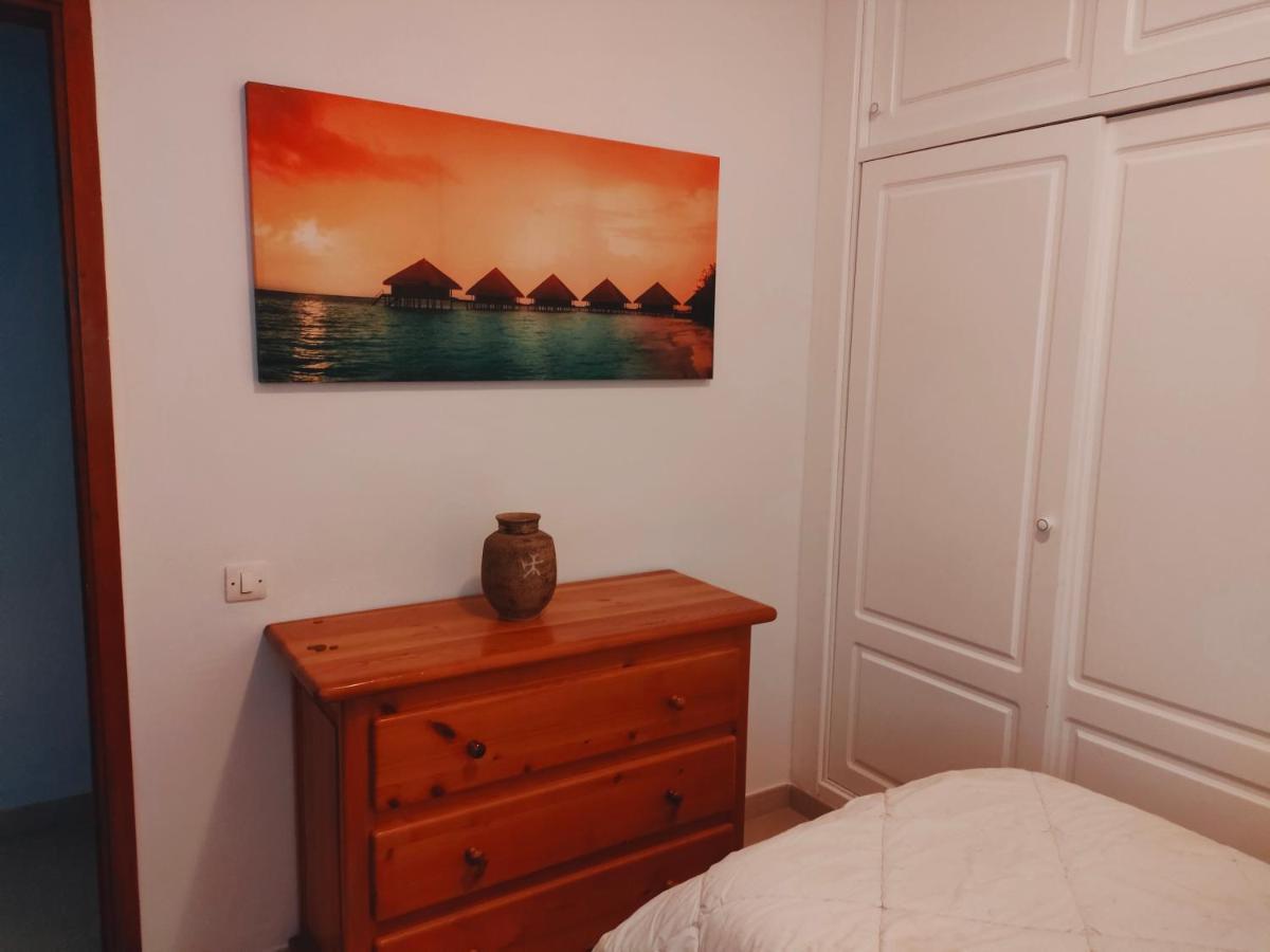 Front Line Beach With Fantastic Terrace. تيلدي المظهر الخارجي الصورة
